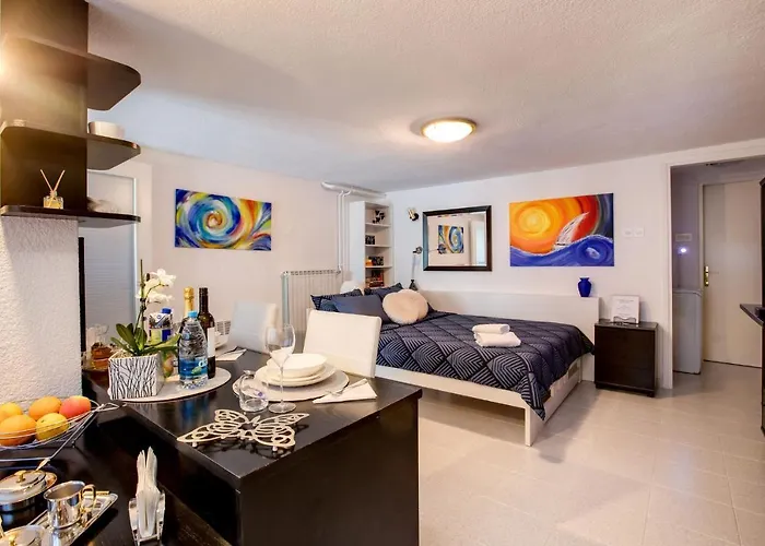 아파트 Apartma Valentina *